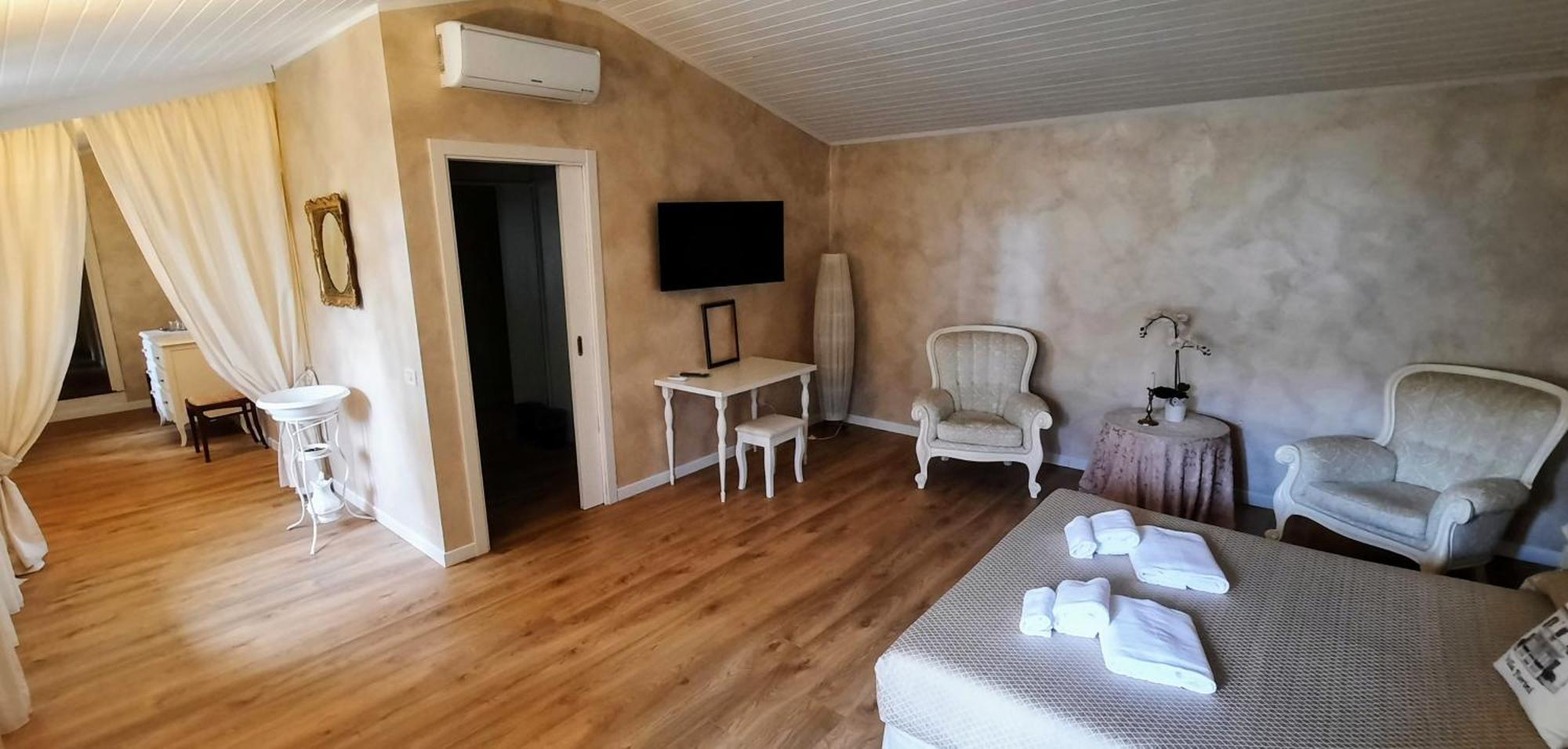 Moniga del Garda B&B Villa Fiorini المظهر الخارجي الصورة