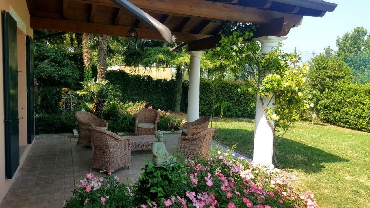 Moniga del Garda B&B Villa Fiorini المظهر الخارجي الصورة