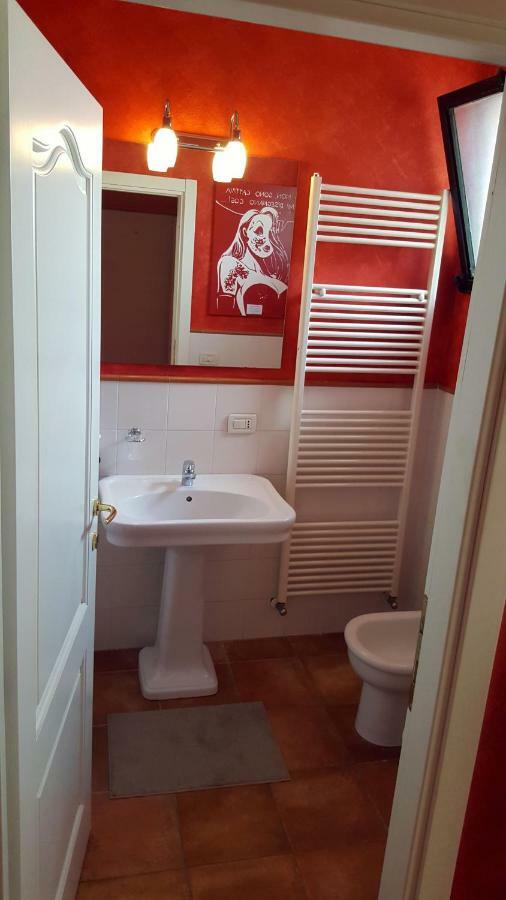 Moniga del Garda B&B Villa Fiorini المظهر الخارجي الصورة