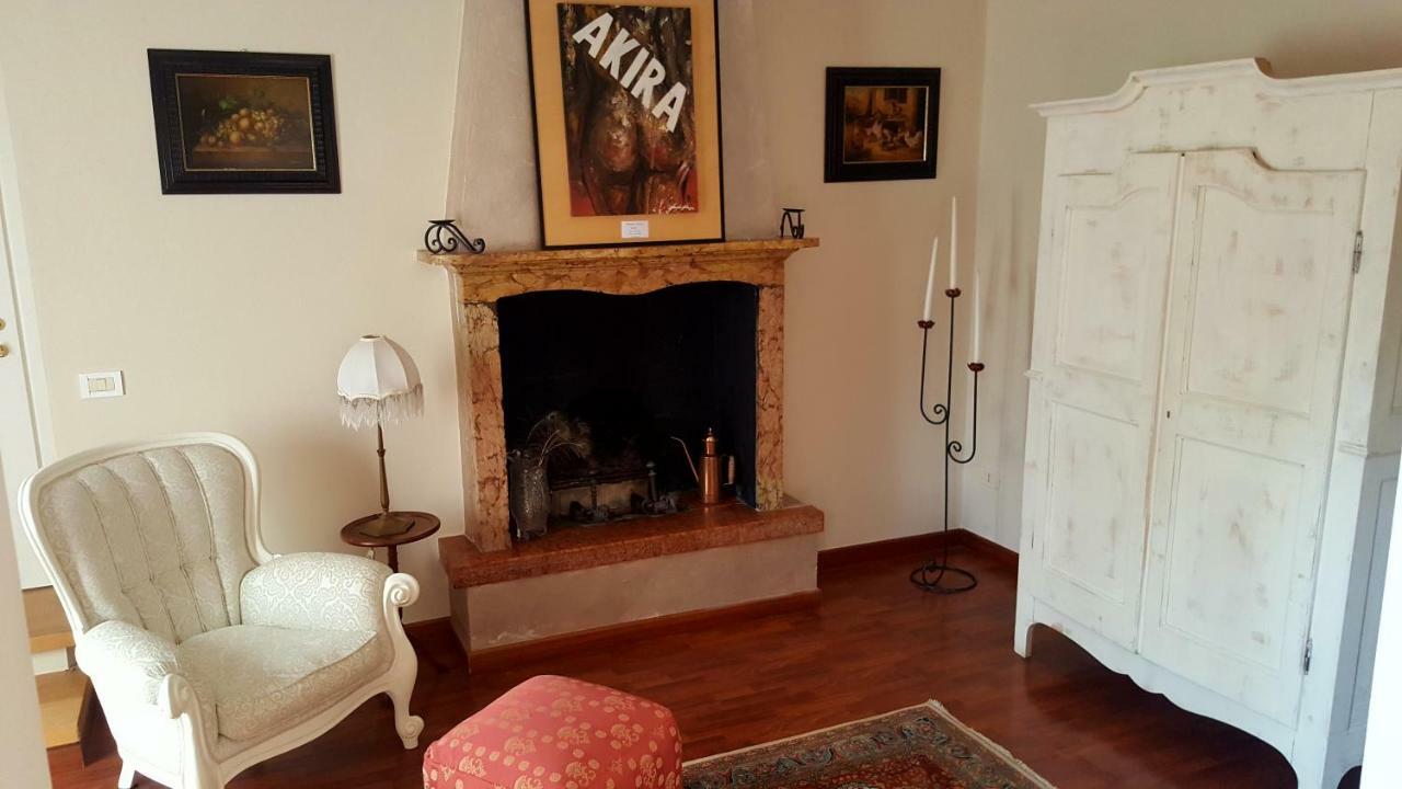 Moniga del Garda B&B Villa Fiorini المظهر الخارجي الصورة