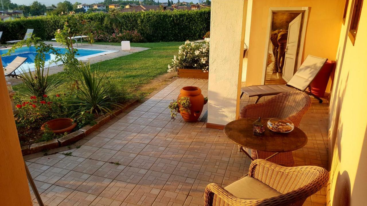 Moniga del Garda B&B Villa Fiorini المظهر الخارجي الصورة